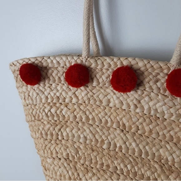 New, French Market Straw Shoulder Bag with Red Puffs 😍 - Picture 3 of 5